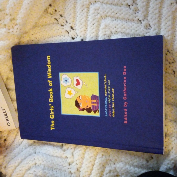 The Girl's Book of Wisdom Paperback 192 Pages - Picture 1 of 2
